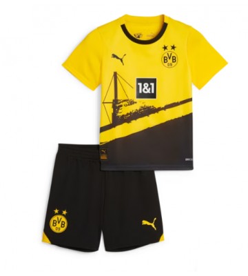 Borussia Dortmund Replika Babytøj Hjemmebanesæt Børn 2023-24 Kortærmet (+ Korte bukser)